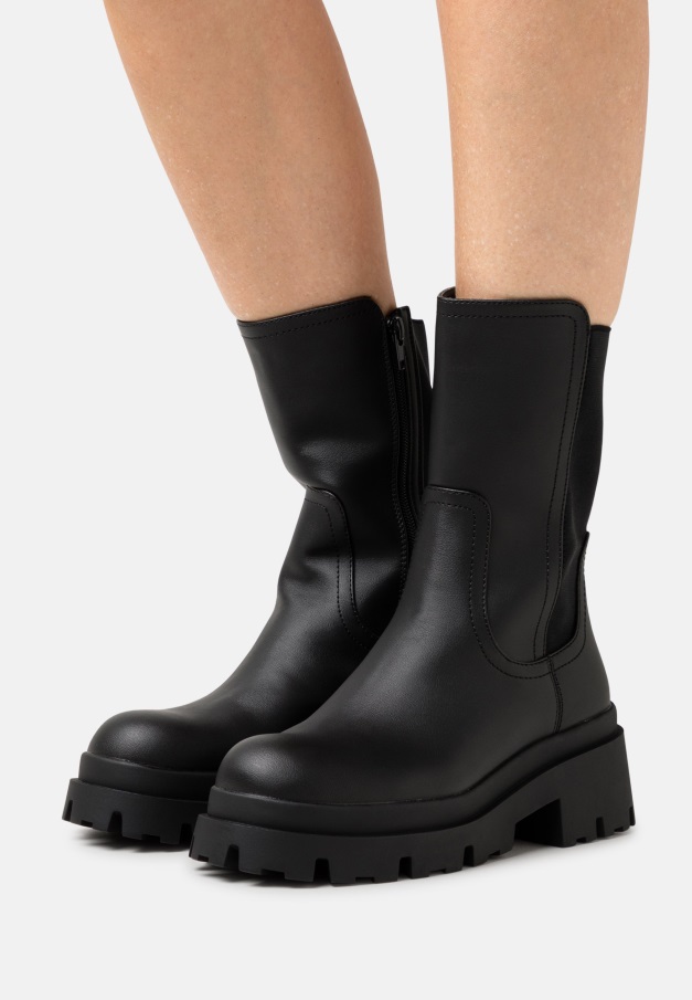 Svarte Plattformstøvler Gabor