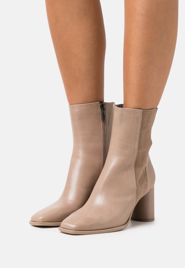 Gabor Klassiske Ankelstøvletter Taupe