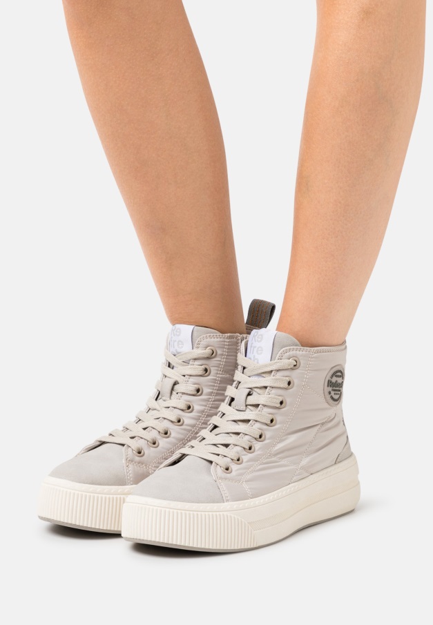 Høye Trenere Gabor Latte