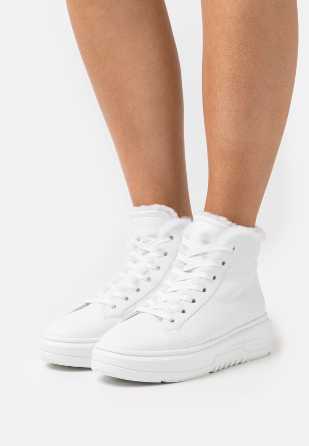 Høye Trenere Gabor Latte