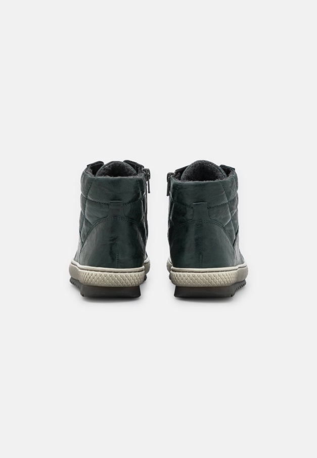 Høye Trenere Tanne Gabor