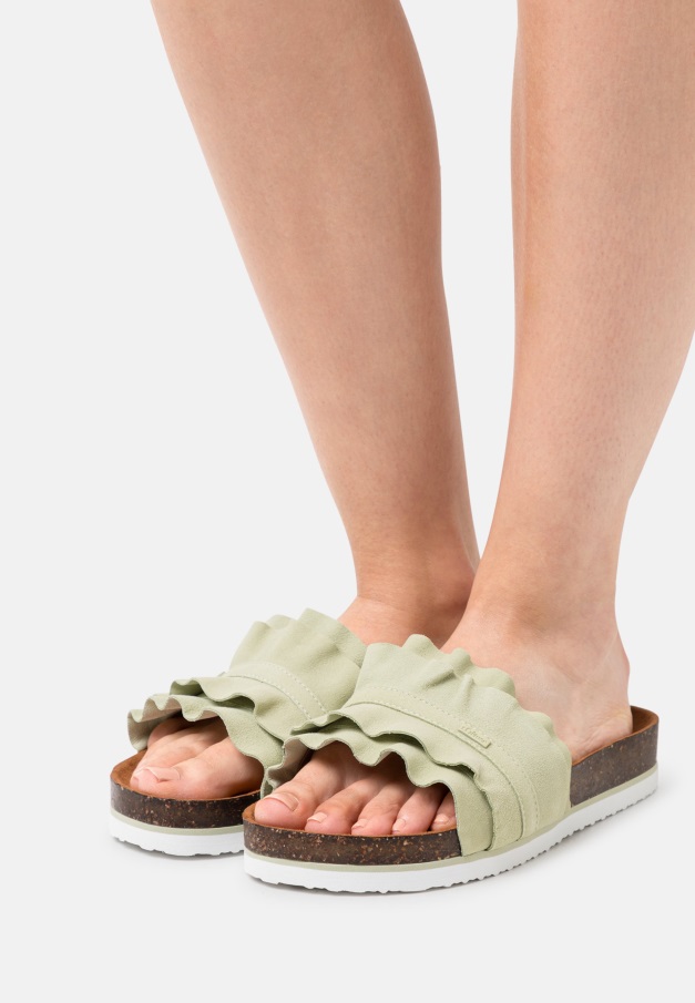 Hvite Gabor T-bar Sandaler