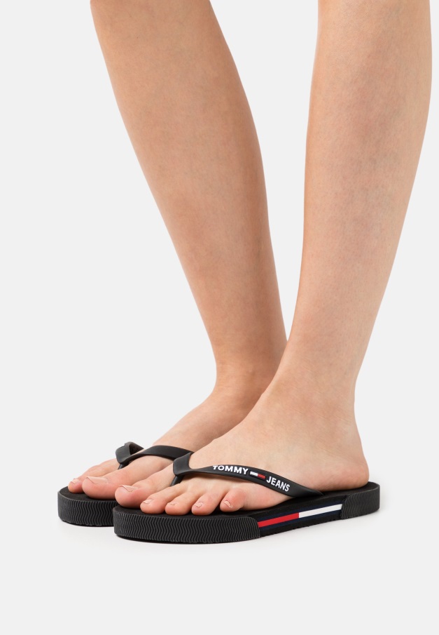 Hvite Gabor T-bar Sandaler