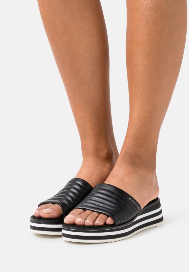 Svart Gabor Wedge Tett Tå - Plattformhæler