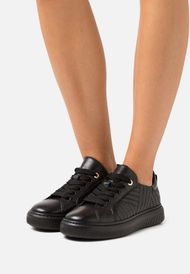 Svarte Joggesko Gabor