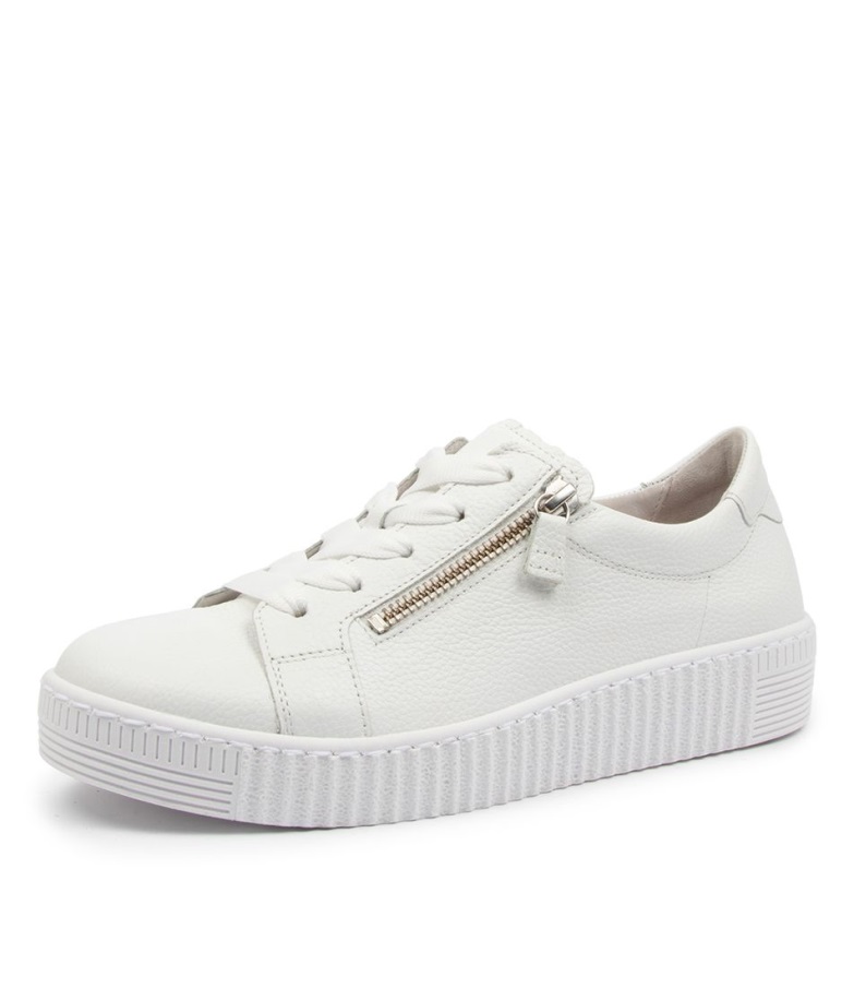 Amelia Weiss Skinn Gabor