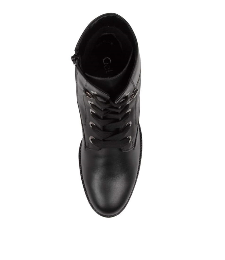 Billie Schwarz Skinn Gabor