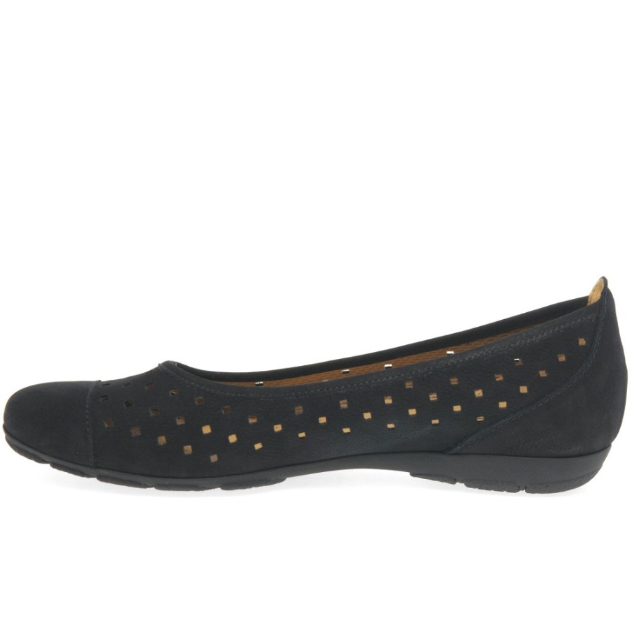 Gabor Sorte Nubuck Volanger Damesko Med Stansede Detaljer