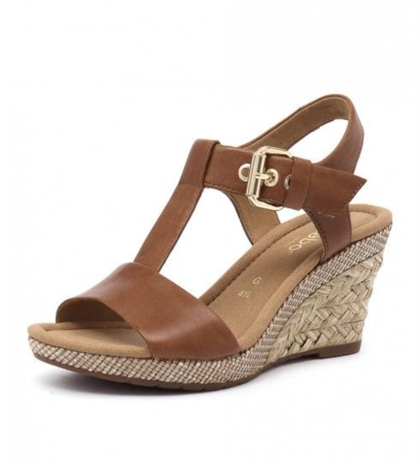 Pia Peanøttskinn Gabor