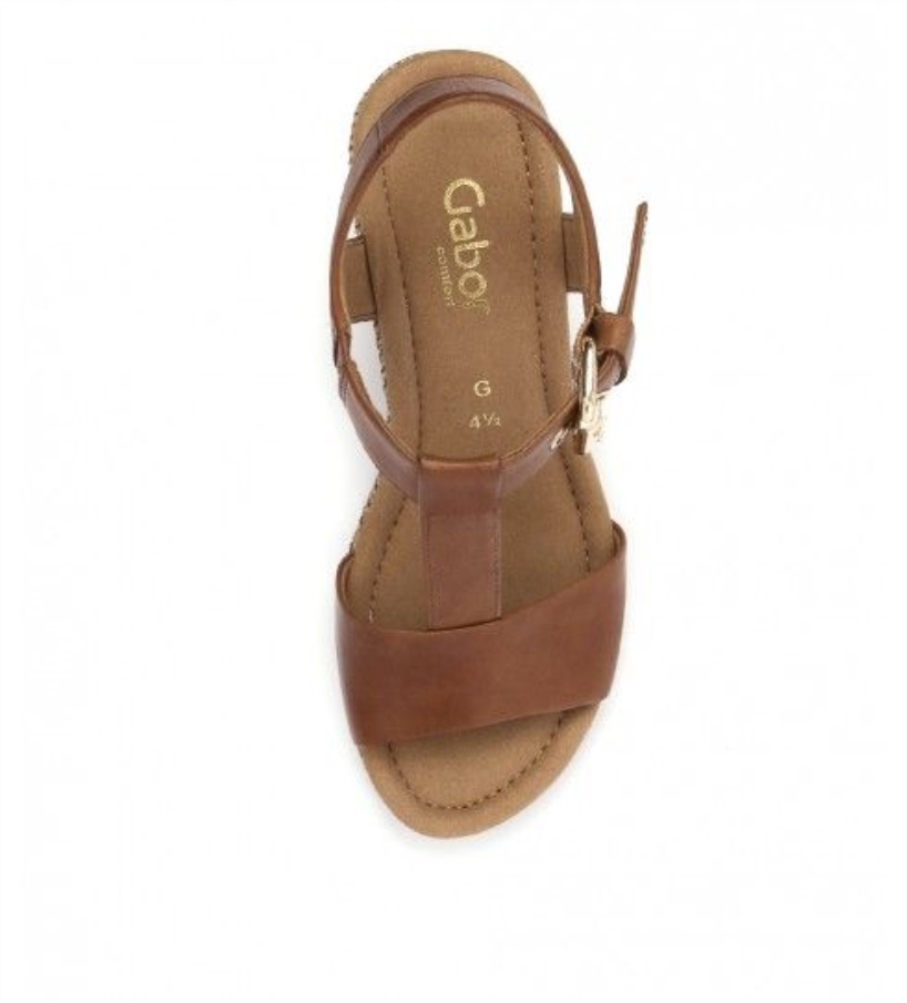 Pia Peanøttskinn Gabor