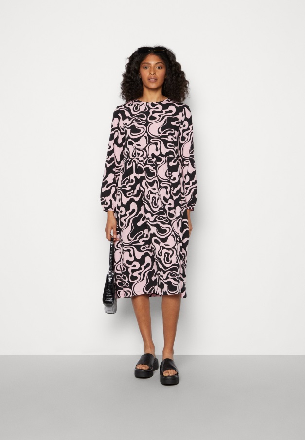 Svarte Gabor Høye Hæler