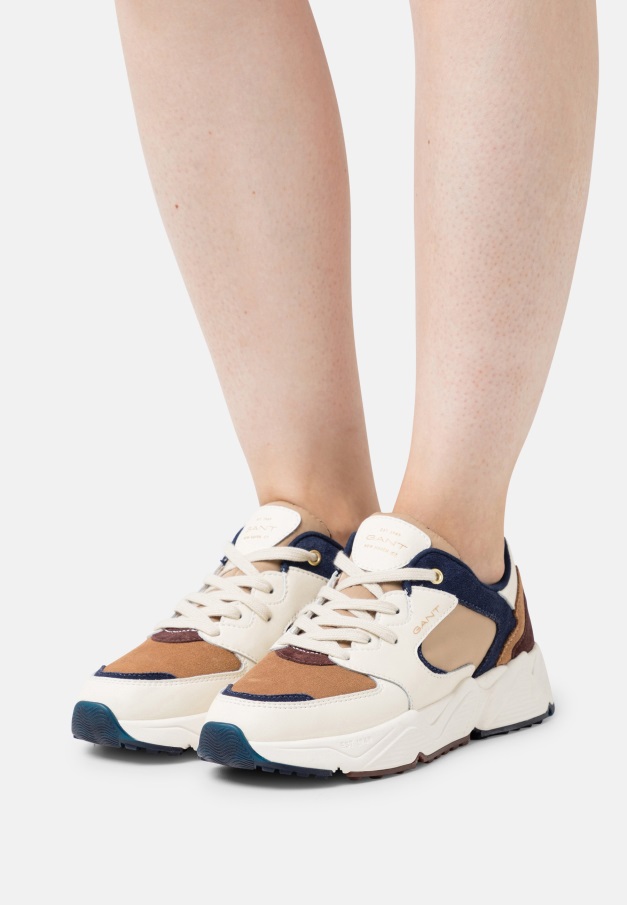 Høye Trenere Latte Gabor