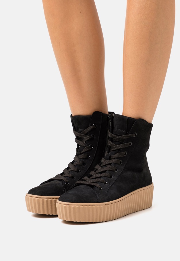 Gabor Svarte Ankelstøvletter Med Snøre