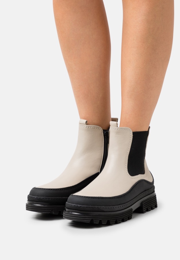 Gabor Fango Ankelstøvletter Med Snøre